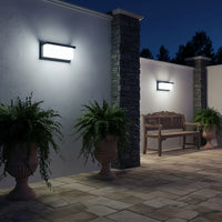 Lunvara Sentinel Wall Light