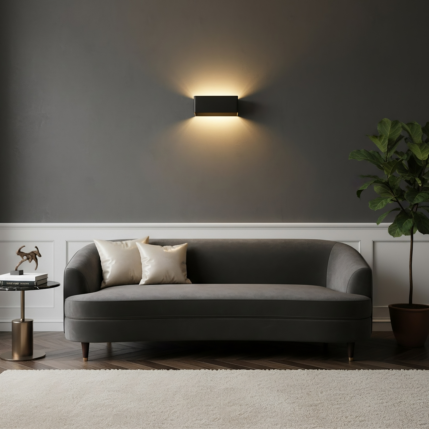 Solen Arc Wall Light